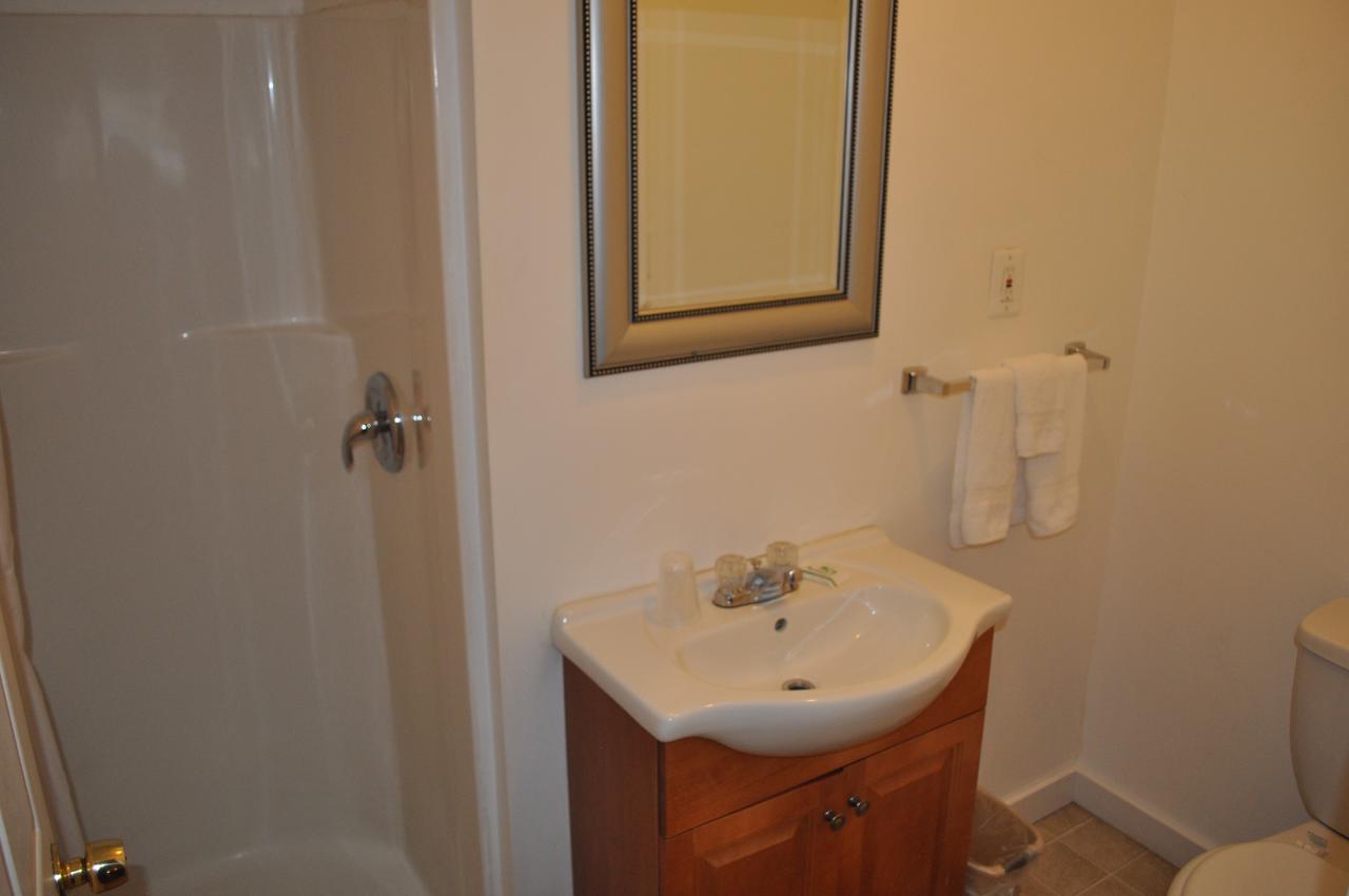 Raymond Golden Lion Motel מראה חיצוני תמונה